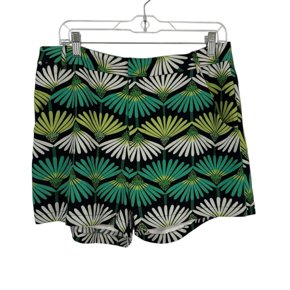 Molly Bracken Crepe Shorts Size Large Floral Green Pattern 3" inseam NWT Preppy - Picture 2 of 14